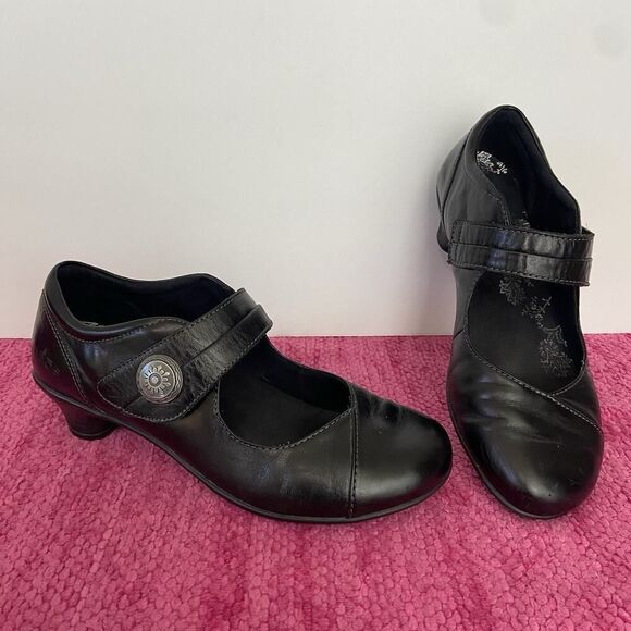 Taos Footwear Majesty Leather Mary Jane Kitten Heels Black Size 7 - Picture 1 of 13